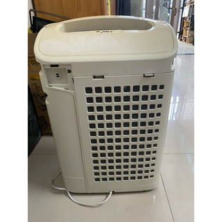 Máy lọc không khí Sharp