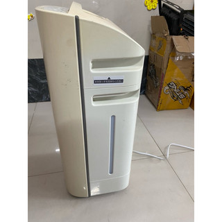 Máy lọc không khí Sharp