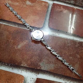 Đồng hồ nữ lắc xinh Krone second hand si Nhật
