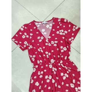 đầm hoa xẻ tà
