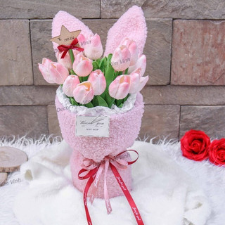 Bó hoa tulip tai thỏ bunny 15 bông dễ thương làm quà tặng sinh nhật, lễ tình nhân 8/3, dịp đặt biệt