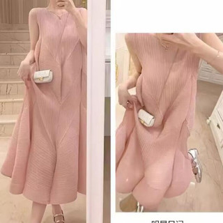Đầm Không Tay Màu Hồng Xếp Ly Dáng Dài
