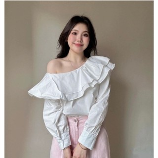 Áo sơ mi trễ vai