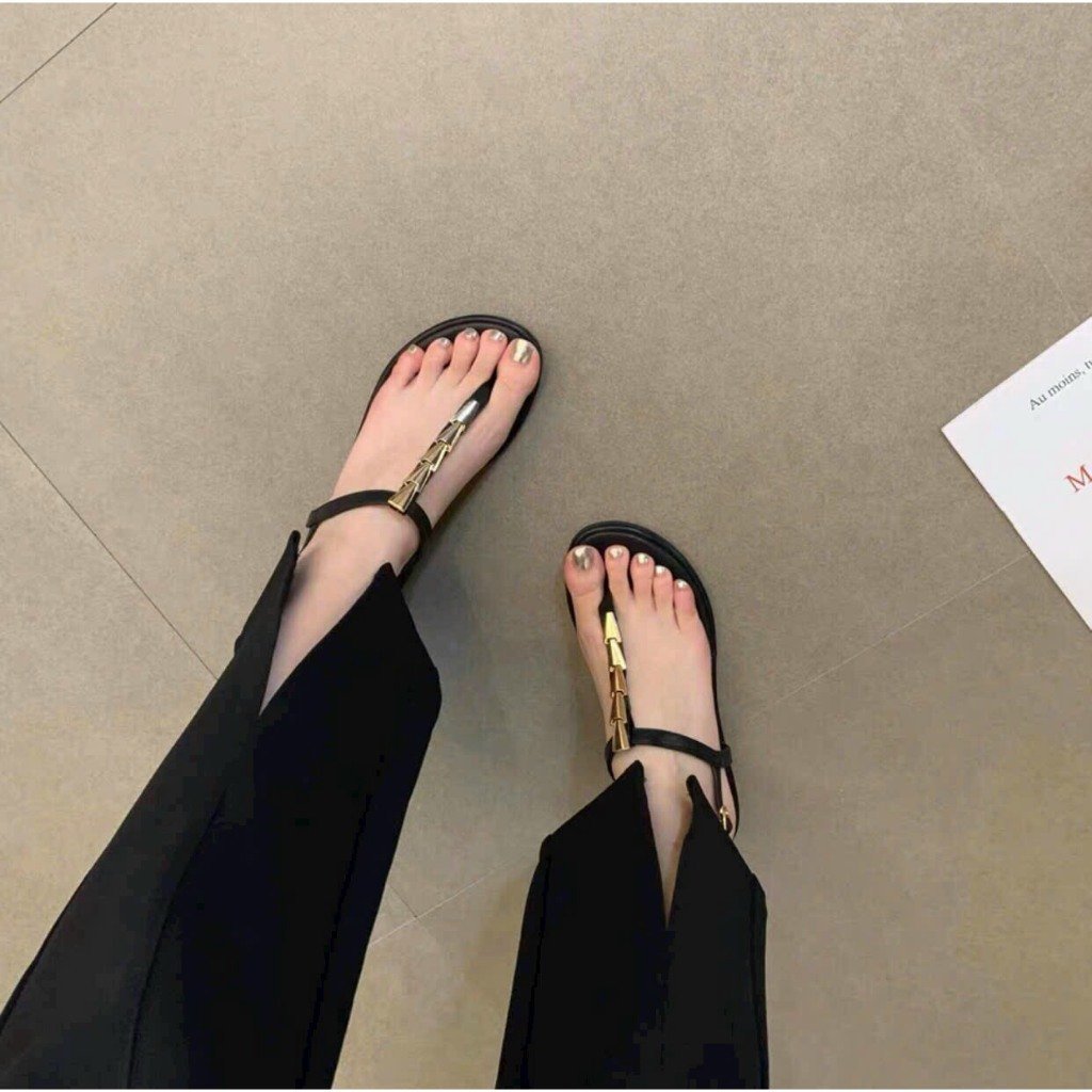 Giày Sandal bệt chữ T phối xích mũi tên xinh lạ CG-0648 Dangmishop