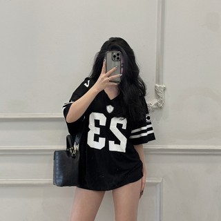 Áo phông cộc tay số 23, dáng oversize giấu quần, chất cotton mềm mát