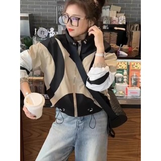ÁO KHOÁC DÙ CROPTOP FORM RỘNG