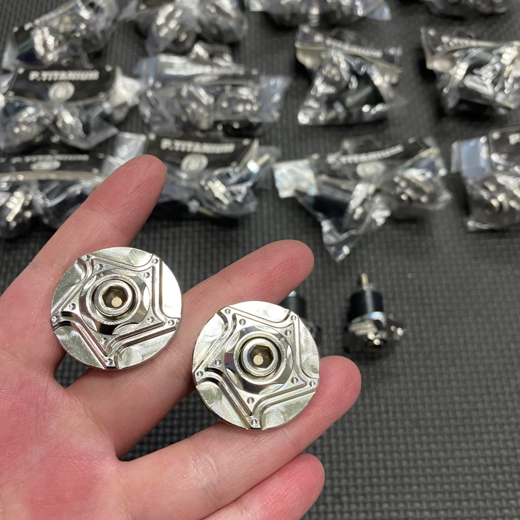 (Bar End Inox 304) Gù salaya inox 304 mẫu sao xéo kèm cao su gù và ốc gù