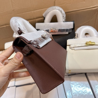 Túi HM Dáng Thấp Khoá Bạc Size 22