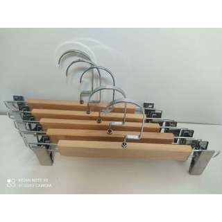 MÓC KẸP GỖ VÀNG ĐẦU KẸP INOX  ( HÀNG LOẠI I ), DÙNG KẸP QUẦN JEAN,ÂU, CHÂN VÁY...