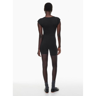 Bộ liền thân Aritzia dư xịn
