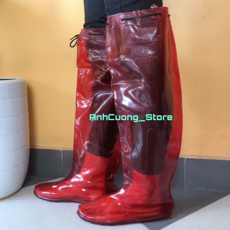 Ủng đỏ đế đúc nguyên khối đi cấy lội nước Trường Sơn 1 đôi bảo hộ lao động loại sịn cao su dẻo-