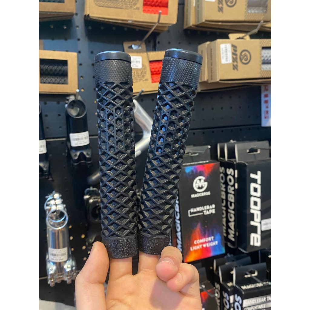 Tay nắm Ardently Fixed Gear - Đen