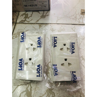 Mặt lioa- 2 lỗ cắm 3 chấu