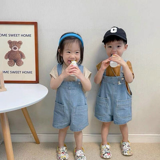 (8-22kg) Yếm Jeans Trơn 2 Túi Cho Bé Trai Bé Gái