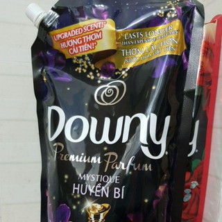 Xả vải Downy túi 1,35L