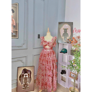 Đầm nữ thời trang cao cấp mặc đi du lịch chất Voan hoa tay cánh tiên khoét ngực có mút váy maxi xoè phối tầng hai lớp.
