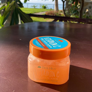 Tẩy Da Chết Toàn Thân Tree Hut 255g