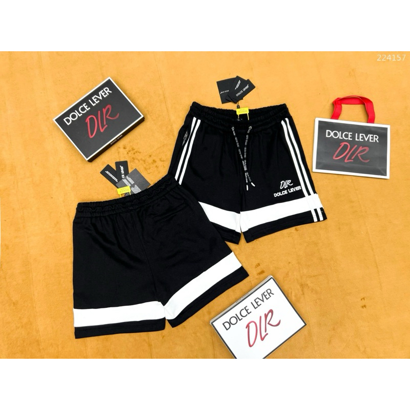 Quần đùi kẻ sọc Dolce lever