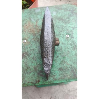 Búa chặt hàng Nhật bãi
