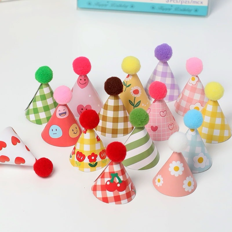 Set hộp nón mini trang trí bánh kem ( Hộp 15 cái)