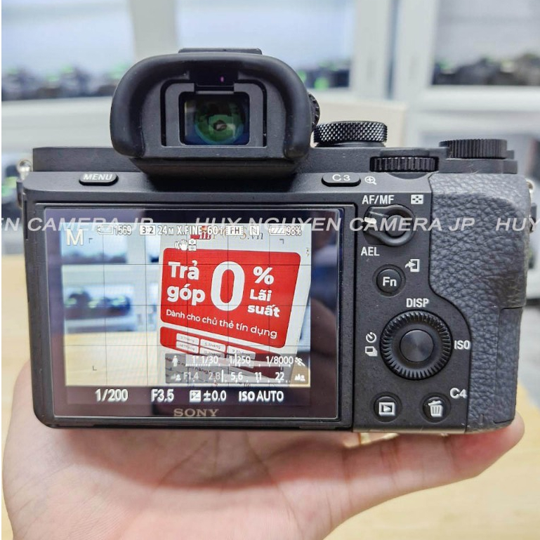 MÁY ẢNH SONY A72 rất đẹp, mới chụp  2k shot.  , Sony A7ii , Sony A7 mark 2 . ỐNG KÍNH SONY 28 70 OSS.