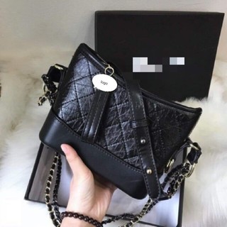 Túi xách đeo chéo Hobo Ngọc Trinh hàng Quảng Châu loại 1 đế cứng size 23cm