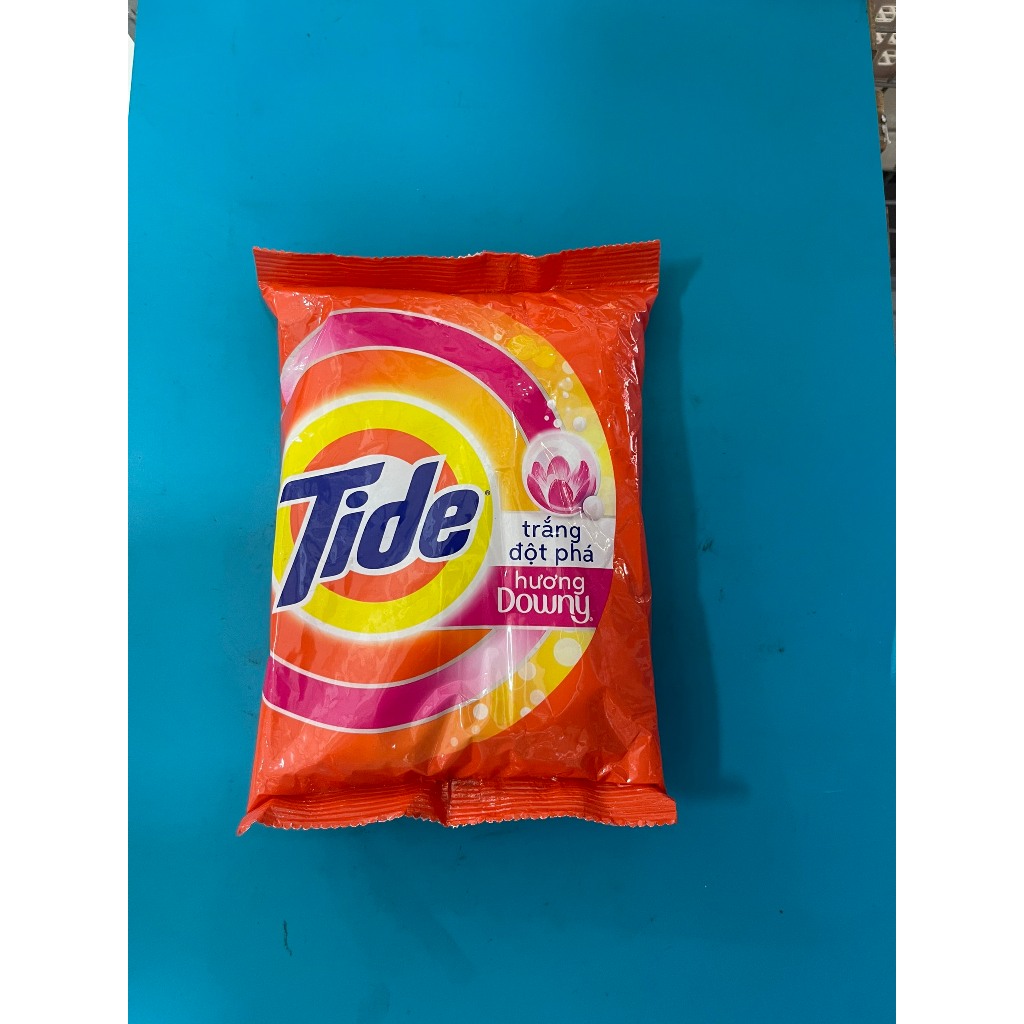 Gói bột giặt Tide trắng đột phá hương Downy
