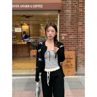 Áo khoác cardigan đen nơ nút cài