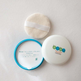 Phấn phủ Shiseido kiềm dầu kiêm phấn rôm em bé 50g