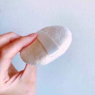 Phấn phủ Shiseido kiềm dầu kiêm phấn rôm em bé 50g