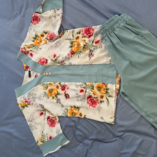 sét lụa phối hoa chất đẹp size L - Xl còn mới chất đẹp