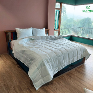 Ruột Chăn Mền Khách Sạn Ruột chăn trần bông tấm mềm mại tiêu chuẩn cho khách sạn 4-5 sao.