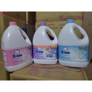 (SGT) Nước xả làm mềm vải Dnee 2800ml Thái Lan