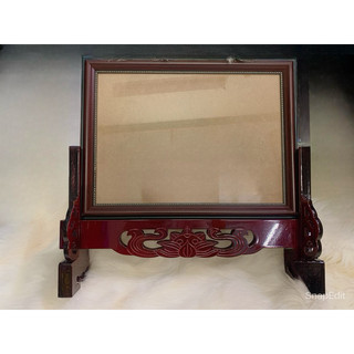 Khung hình và chân khung để bàn thờ (theo chieu ngang)