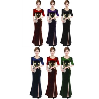 Đầm dạ hội nhung trung niên đi tiệc đuôi cá xẻ tà cổ nữ hoàng hoa kết đá đối xứng 2 bên sườn áo size lớn, Đầm đuôi cá