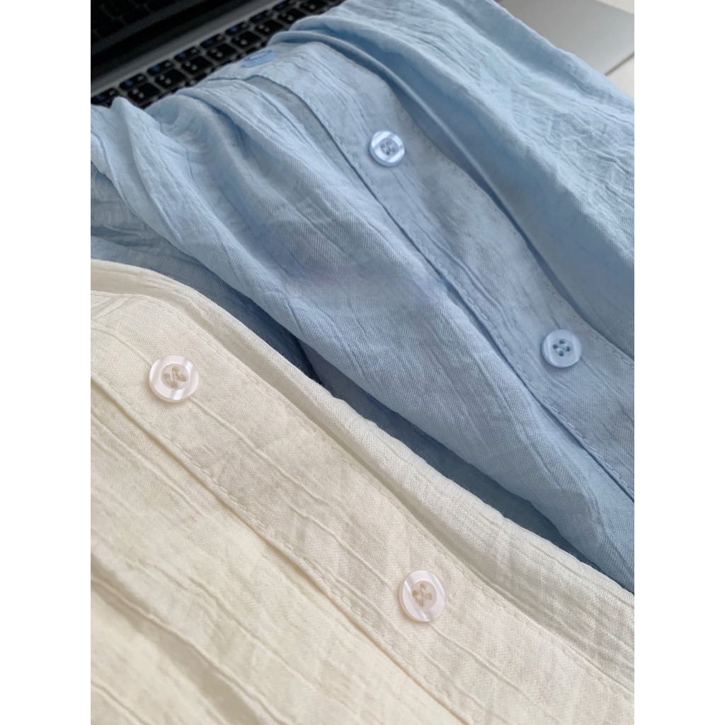 Set gồm Áo sơ mi kèm áo dây và Quần giả váy, thiết kế màu sắc trẻ trung, freesize đến 68kg - 55Kg.Linh