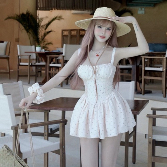 JENNYCLOSET ® Váy nữ thiết kế 2S cúp ngực dáng xoè , Đầm 2S babydoll ( kèm dây buộc tóc) hàng chuẩn 