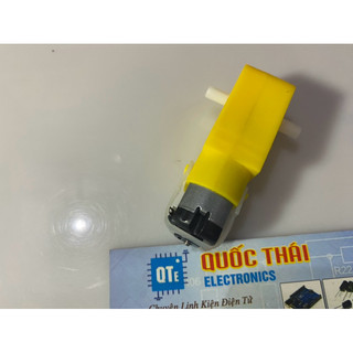 Motor giảm tốc vàng