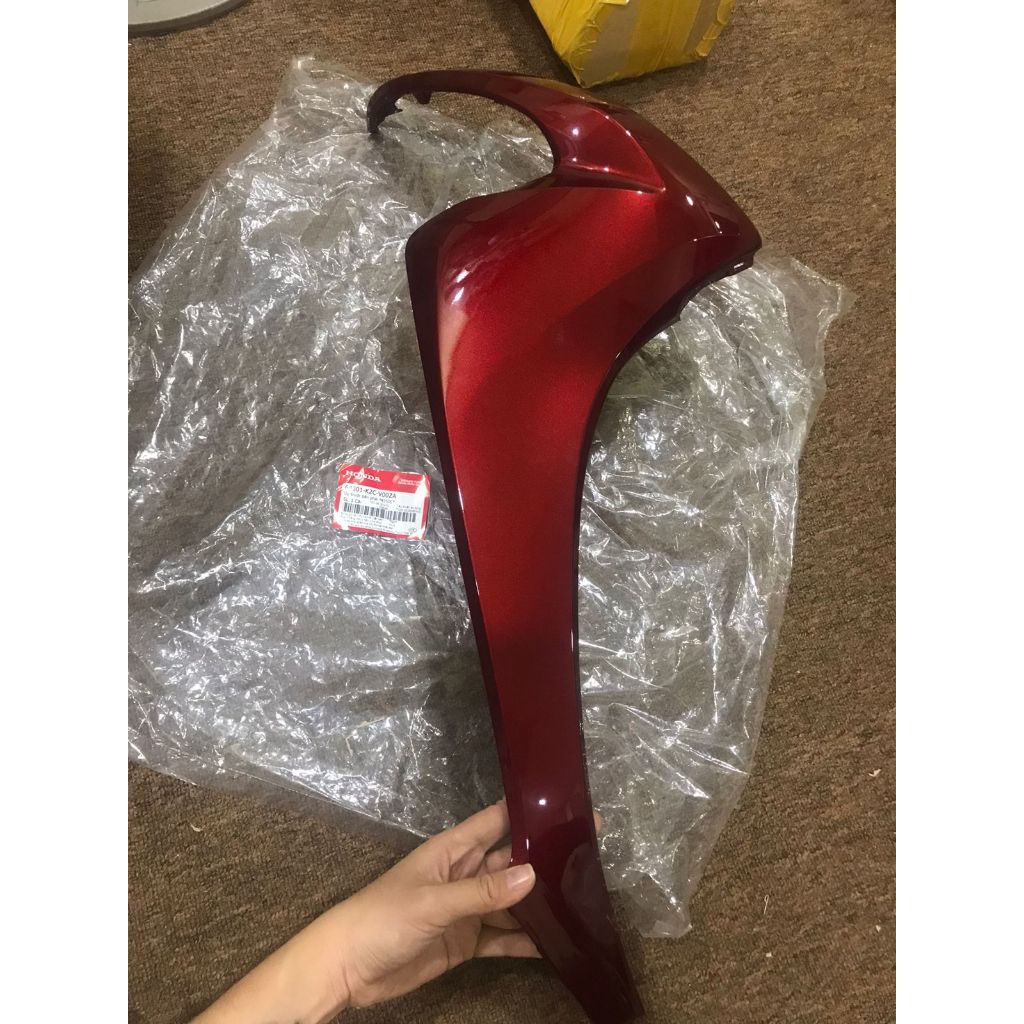 Bửng xe Vision đời 2016 đến 2020 màu đỏ Phụ tùng dàn áo thay thế