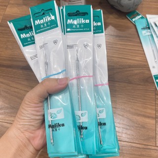 Que Nặn Mụn Cao Cấp Malika
