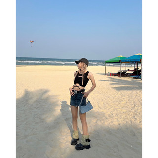 Chân váy xám đan dây sườn