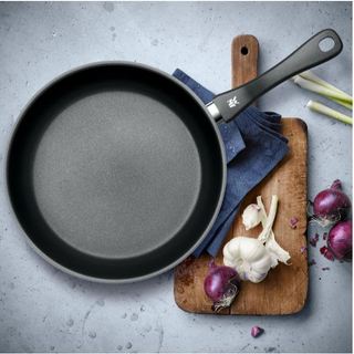 Chảo Chống Dính Cao Cấp WMF FP DEVIL 24, 28CM