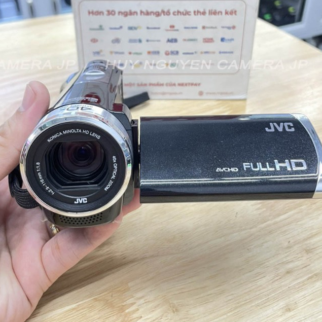 MÁY QUAY PHIM JVC GZ-HM99-B  QUAY PHIM FULL HD  1080p. zoom quang học 40x.