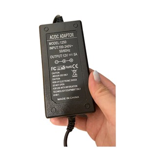 Nguồn Adaptor 12V 5A cho máy bơm (Đen)