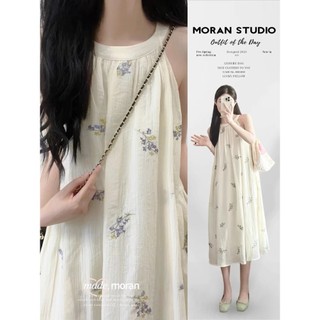(ORDER ) Váy voan MORAN hai dây cổ yếm thêu hoa nền trắng nhẹ nhàng điệu đà vintage cổ điển tiểu thư hàng QC