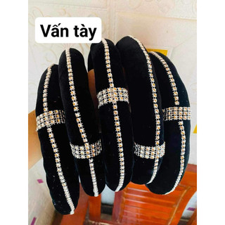 Mấn nhung đội đầu dân tộc, phụ kiện biểu diễn