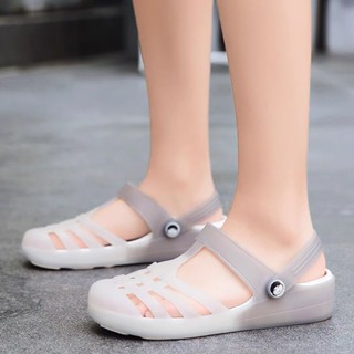  Dép sandal nhựa dẻo nữ bít mũi đan dây đế độn 4cm đi mưa đi làm đi học đi biển siêu nhẹ siêu bền chống nước - GL047 