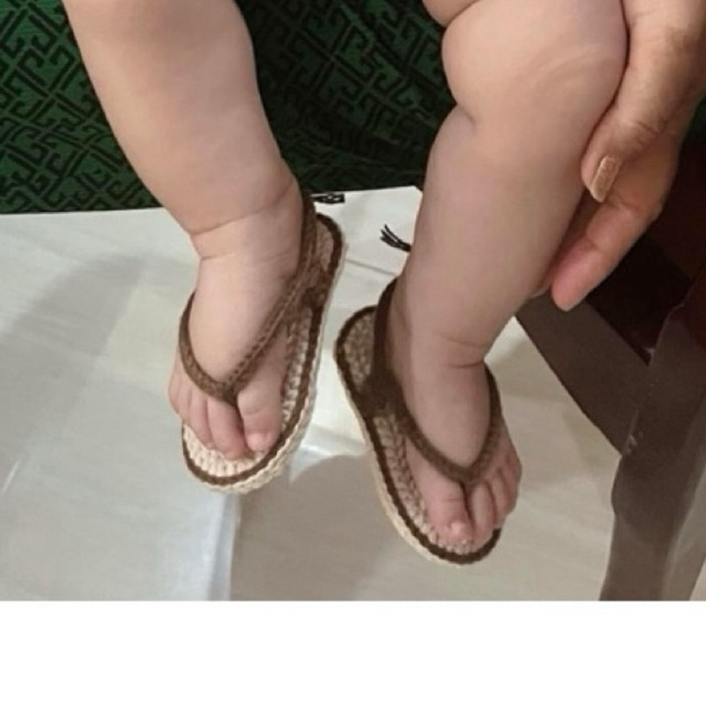 Dép len cho bé (0 đến 14 tháng)