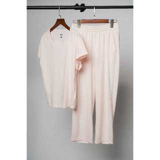 Áo Thun Nữ Basic AMM, Áo Phông Nữ Vải Cotton, Chất Mềm Mịn, Thoáng Mát, Thấm Hút Tốt, Kiểu Cơ bản, Hợp Hè W-TS22S-024A