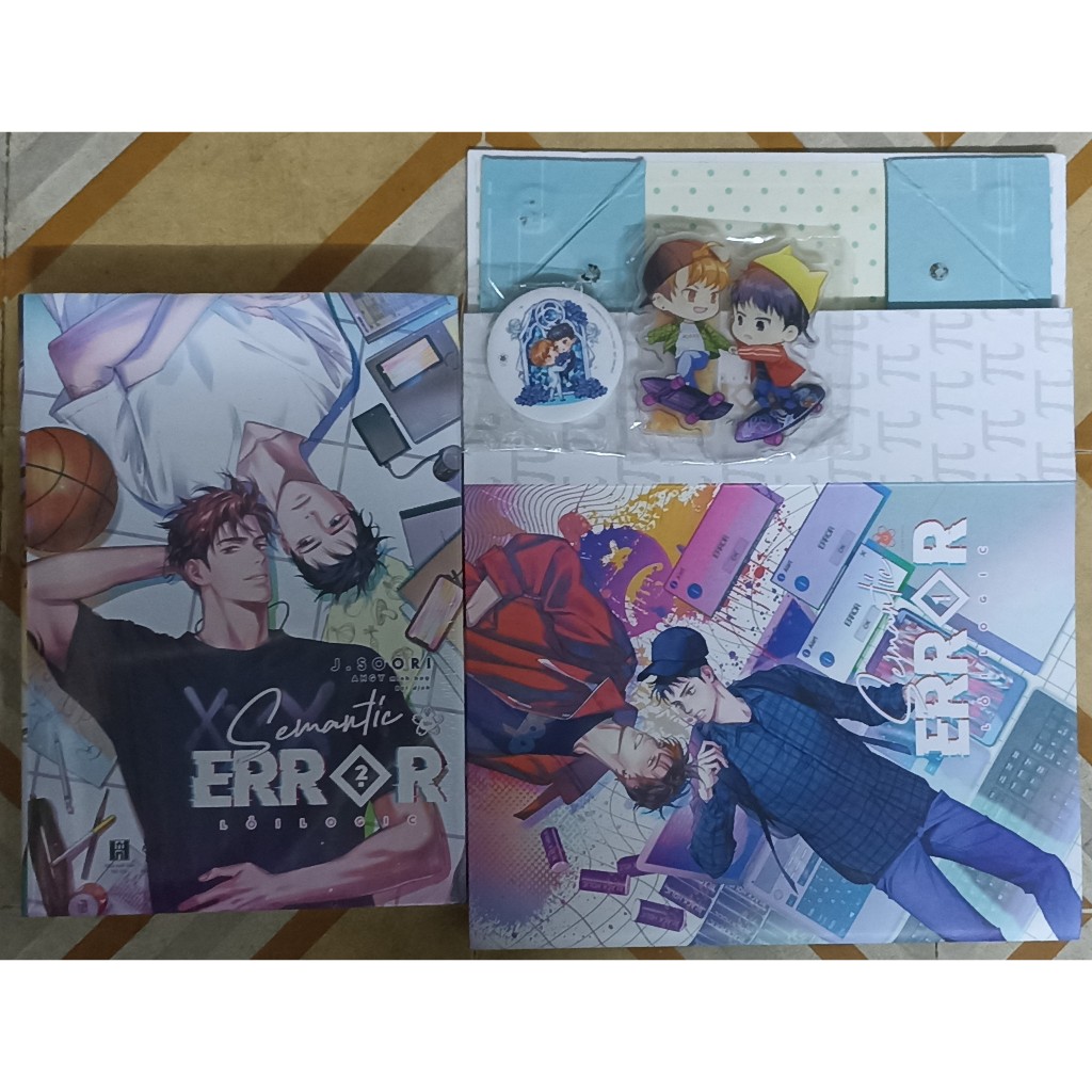 [Full] Boxset, Standee, Huy Hiệu Semantic Error 2 (đặc biệt)